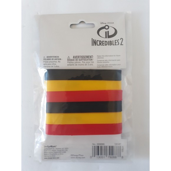 The Incredibles Favors for Kids (4 pcs) Silicone Rubber Birthday Party Prizes 3+ - Picture 4 of 4